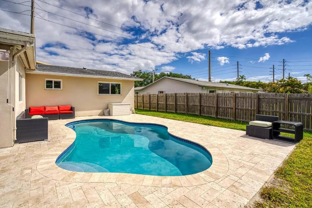 Tranquil Retreat With Heated Pool Minutes To The Beach Dania Beach Exterior foto