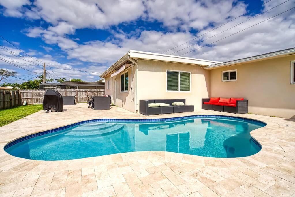 Tranquil Retreat With Heated Pool Minutes To The Beach Dania Beach Exterior foto